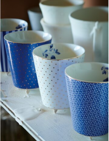 PIP-Studio-mug-without-handle-ROYAL-DOTS-gold-white-beker-stippen-wit-51.002.240